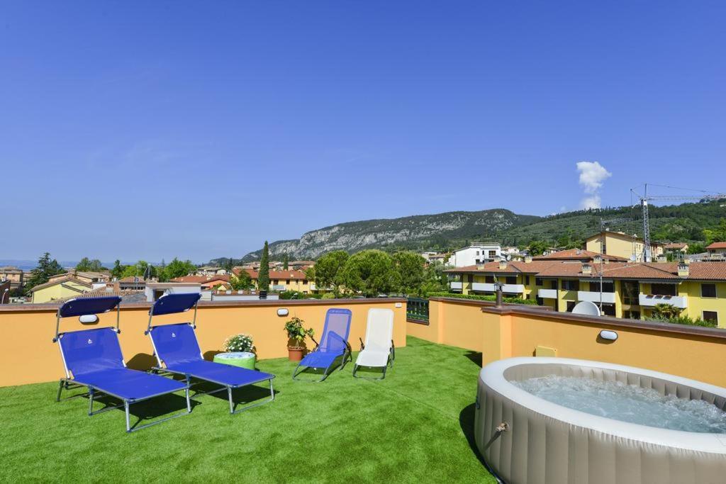 La Terrazza Sul Garda Hotel ภายนอก รูปภาพ