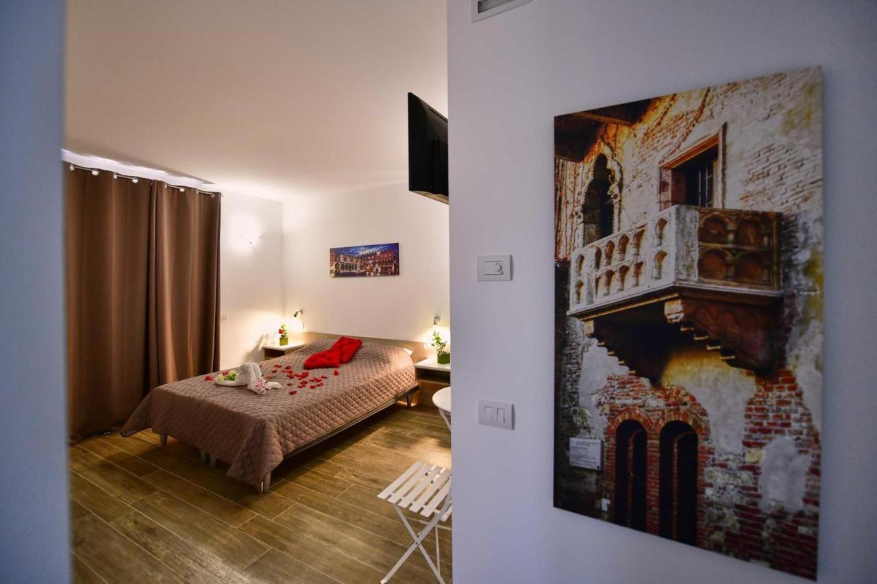 La Terrazza Sul Garda Hotel ภายนอก รูปภาพ