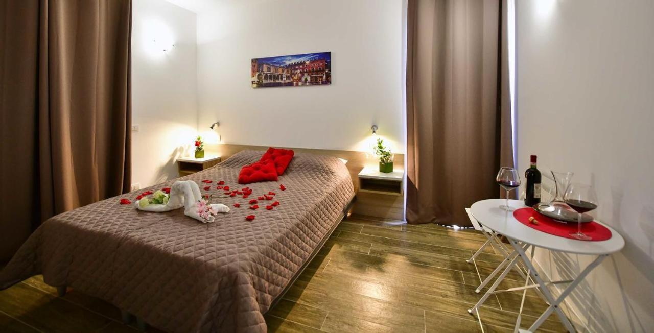 La Terrazza Sul Garda Hotel ภายนอก รูปภาพ